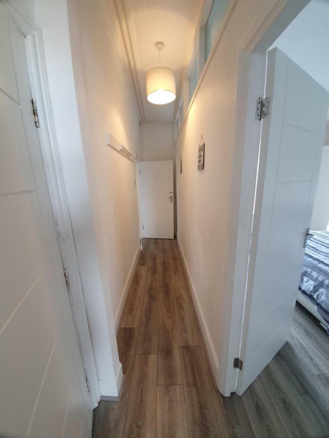 Harbour View Apartment โรส์-ออน-ซี ภายนอก รูปภาพ